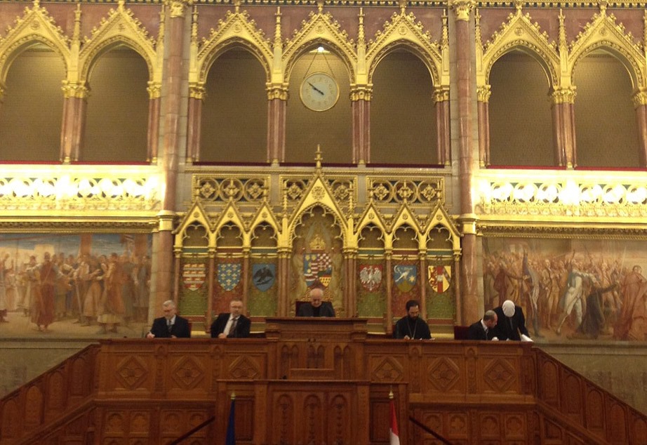 Metropolit Arsenios bei Interreligiöser Jugendkonferenz in Budapest