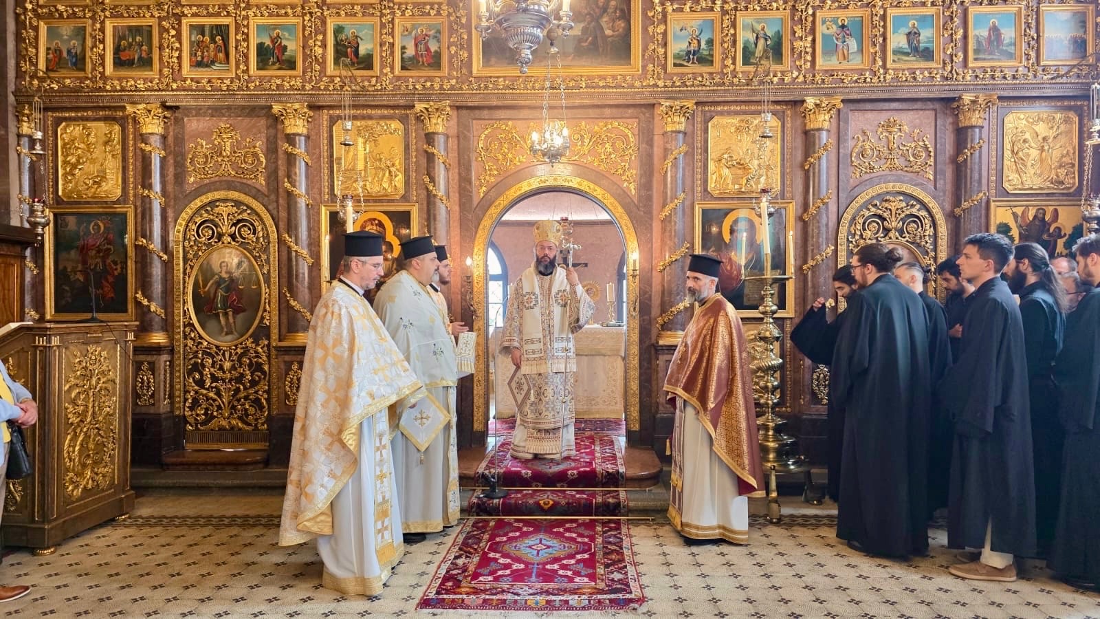 Sonntag nach der Erhöhung des Kostbaren und Lebensspendenden Kreuzes in der Kirche des Heiligen Georg in Wien